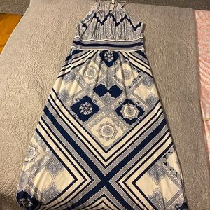 16 Petite London Style Collection Maxi Dress